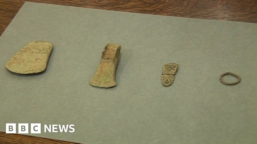 Ireland's National Museum Seeks An Elusive Treasure Hunter - BBC News