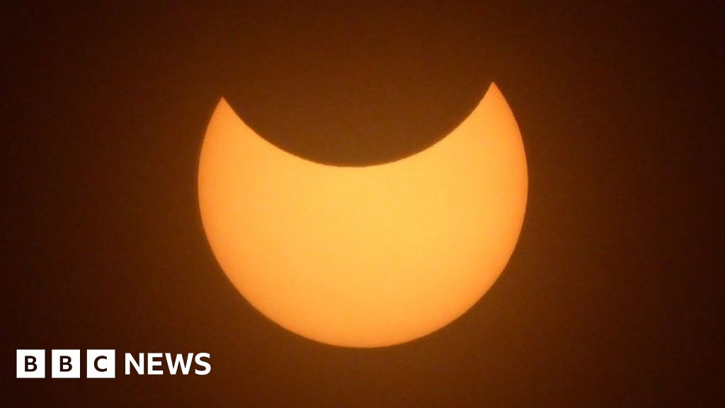 In pictures: Solar eclipse as seen from the UK