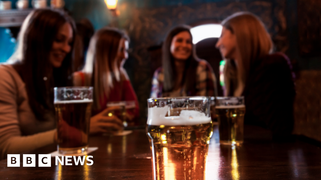 Pub and restaurant customers could be asked for contact details thumbnail