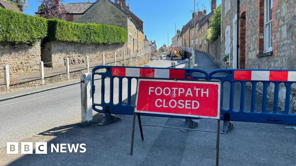 Sherborne A30 closure: Gas leak as combine harvester hits pipe - BBC News