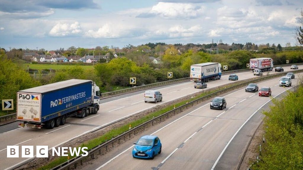 Mountnessing: Man dies in single-vehicle crash on A12 