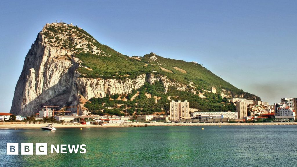 Defence Secretary disappointed in MPs’ conduct on Gibraltar trip – BBC News