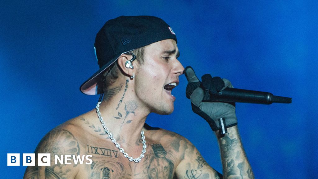 Justin Bieber sells rights to songs for $200m