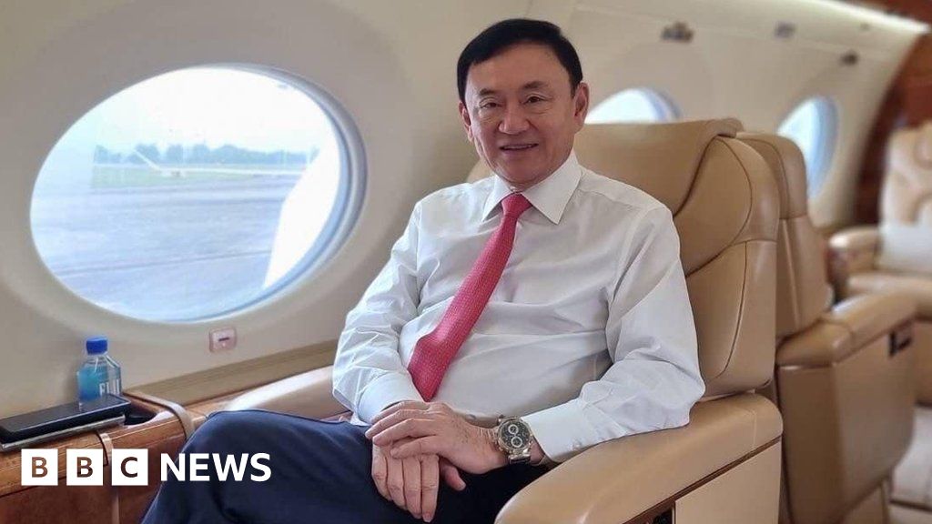 Thaksin Shinawatra: Rozhádaný bývalý premiér se po 15 letech vrací do Thajska