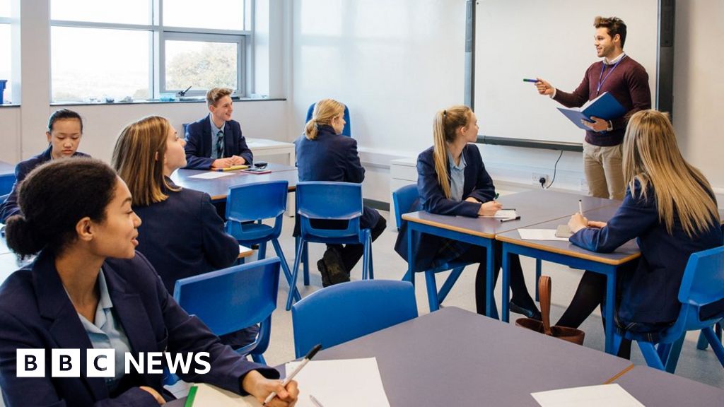 All Welsh pupils 'back in school full-time' in September