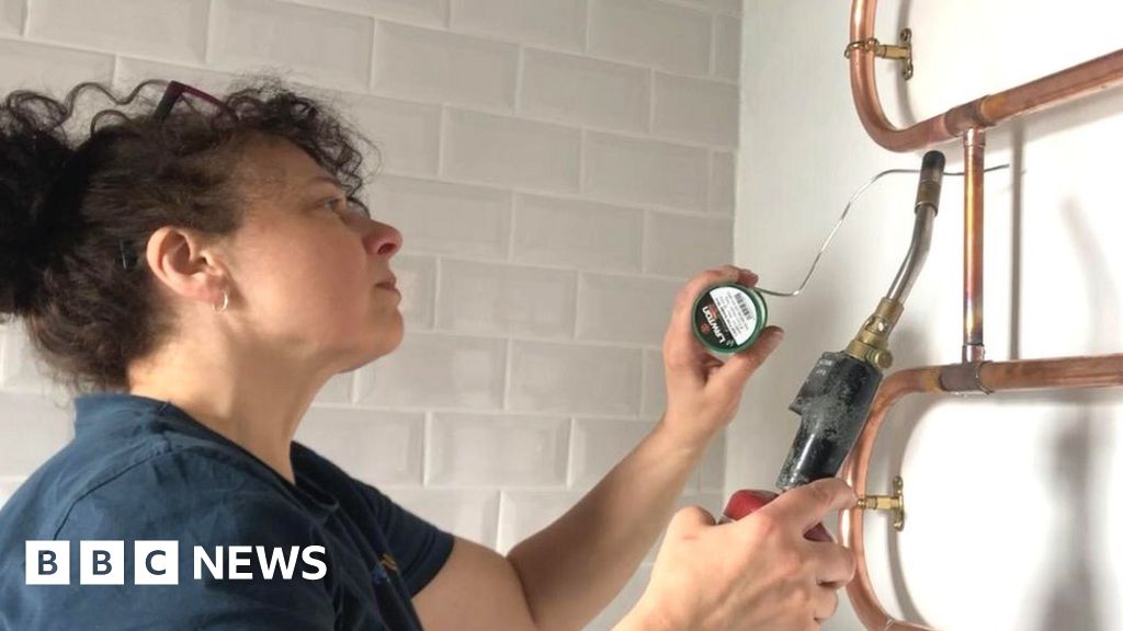 The women tackling the ‘woeful’ diversity in plumbing