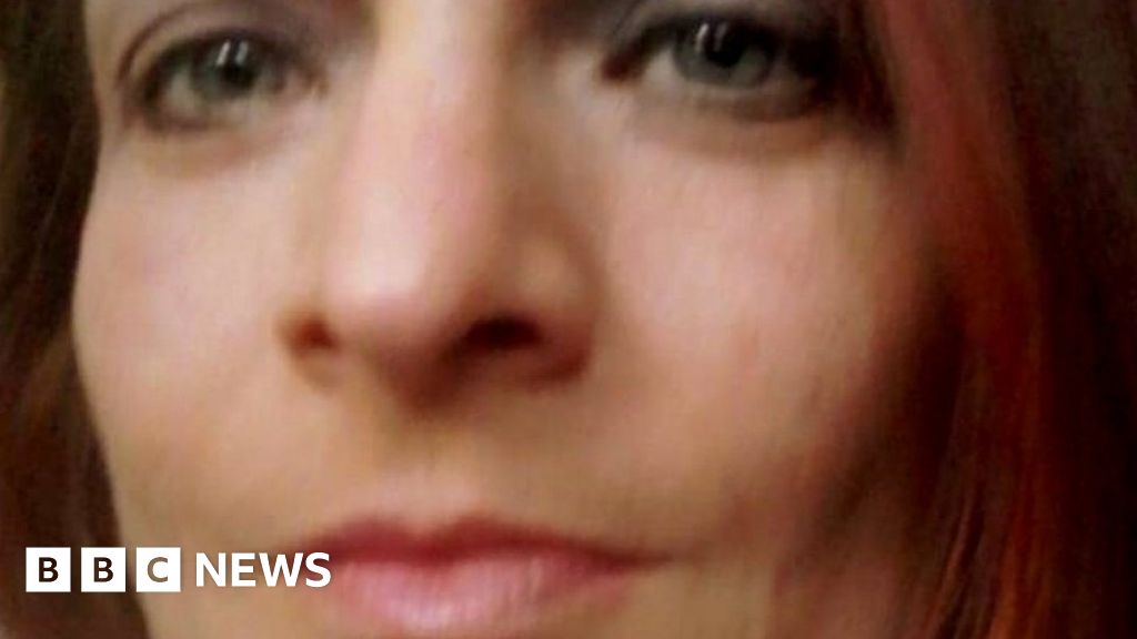 Nicola Stevenson death: Man charged after body found in wheelie bin thumbnail
