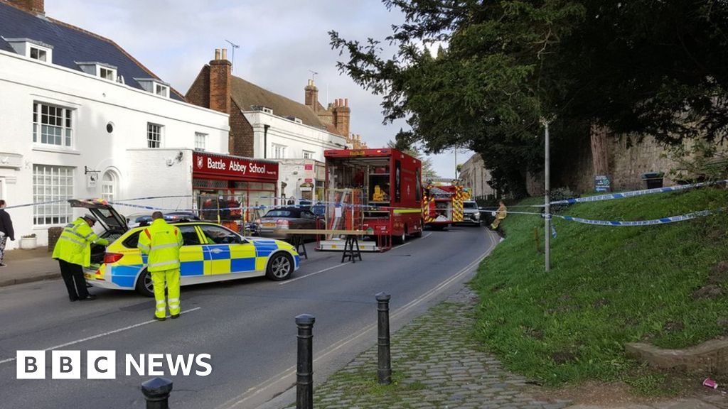 Five Pedestrians Injured In Battle Shop Front Car Crash - BBC News