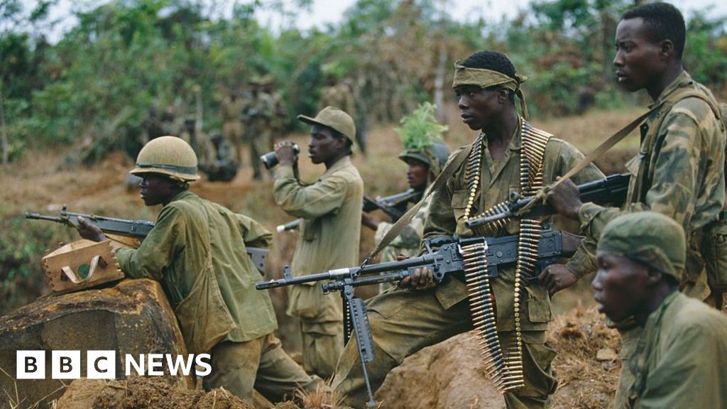 Президентът на Либерия Джоузеф Боакай ще създаде първия съд за военни престъпления