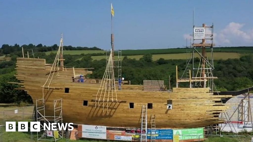 The replica Mayflower being built to be burned
