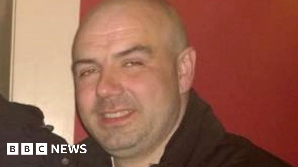 Body found during search for missing Calum MacKenzie - BBC News