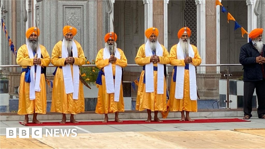Gravesend Sikhs celebrate 550 years since Guru Nanak's birth