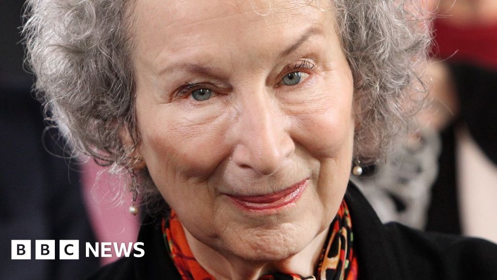 Margaret Atwood faces feminist backlash for #MeToo op-ed