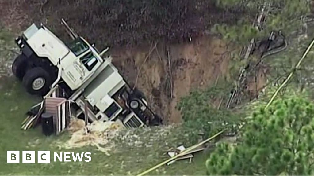 Sinkhole In Citrus County Florida Swallows Half Of A Truck