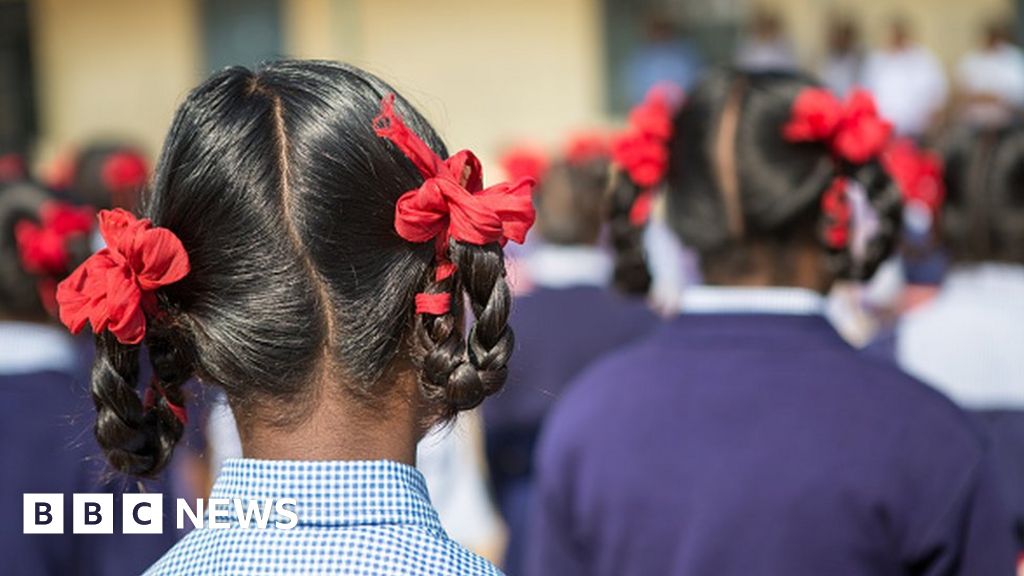 Coronavirus risks ‘greatest surge in child marriages in 25 years’ - BBC New