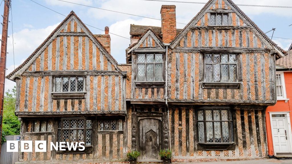 Harry Potter S Birthplace In Lavenham Still For Sale Bbc News