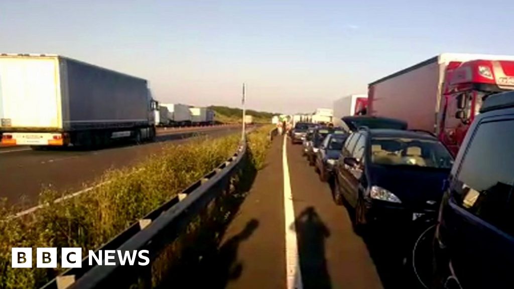 Dover ferry delays 'There's no information' BBC News