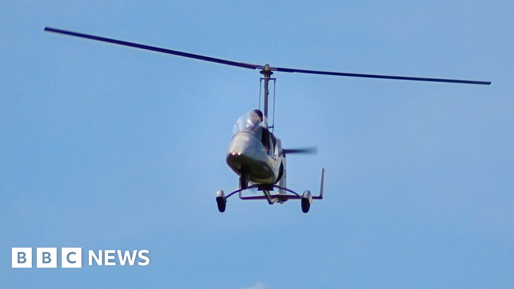 Pilot crashed gyrocopter in Great Heck after brake left on - report 