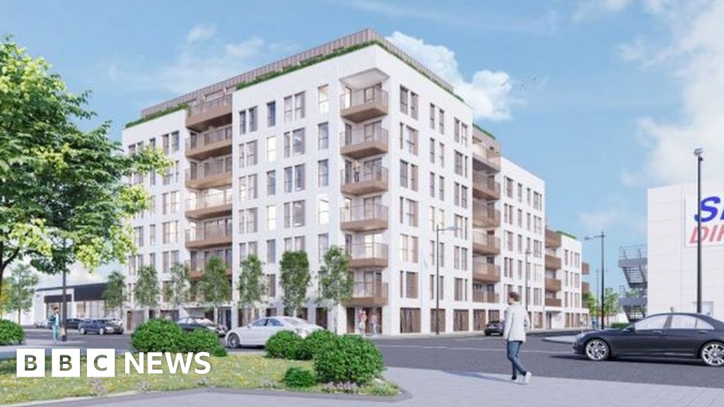 Slough Dozens of flats to be built on former shop site BBC News