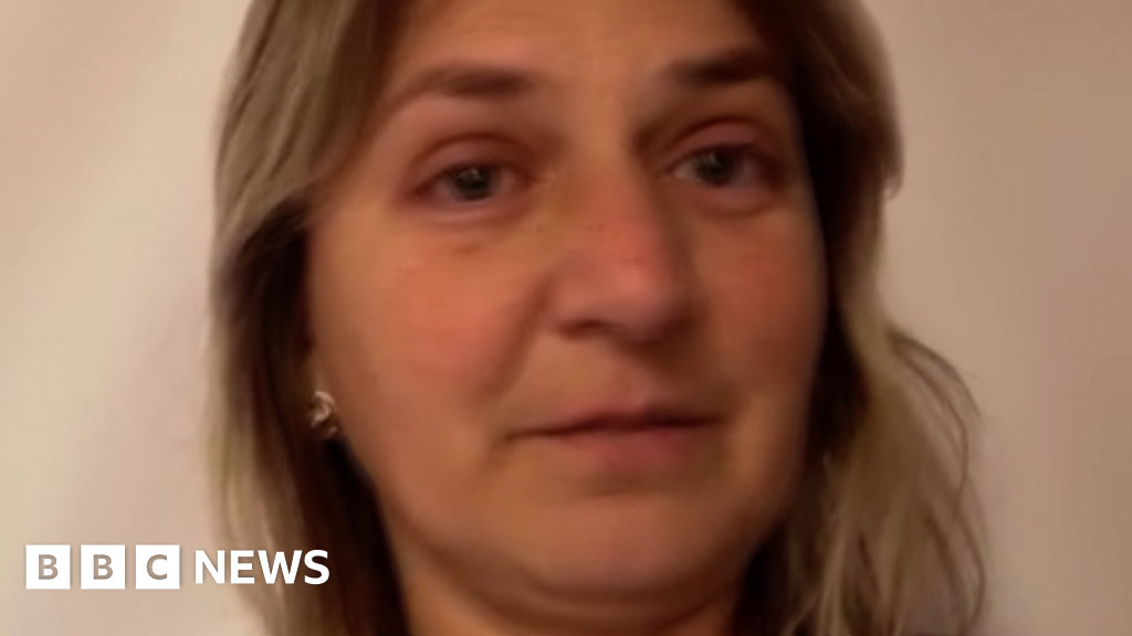 Ukrainian refugees Twins, five, still waiting for visas for UK