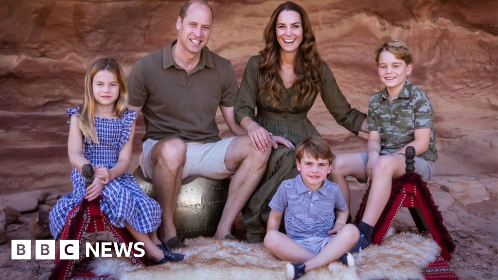 Prince William and Kate s Christmas card shows family in Jordan