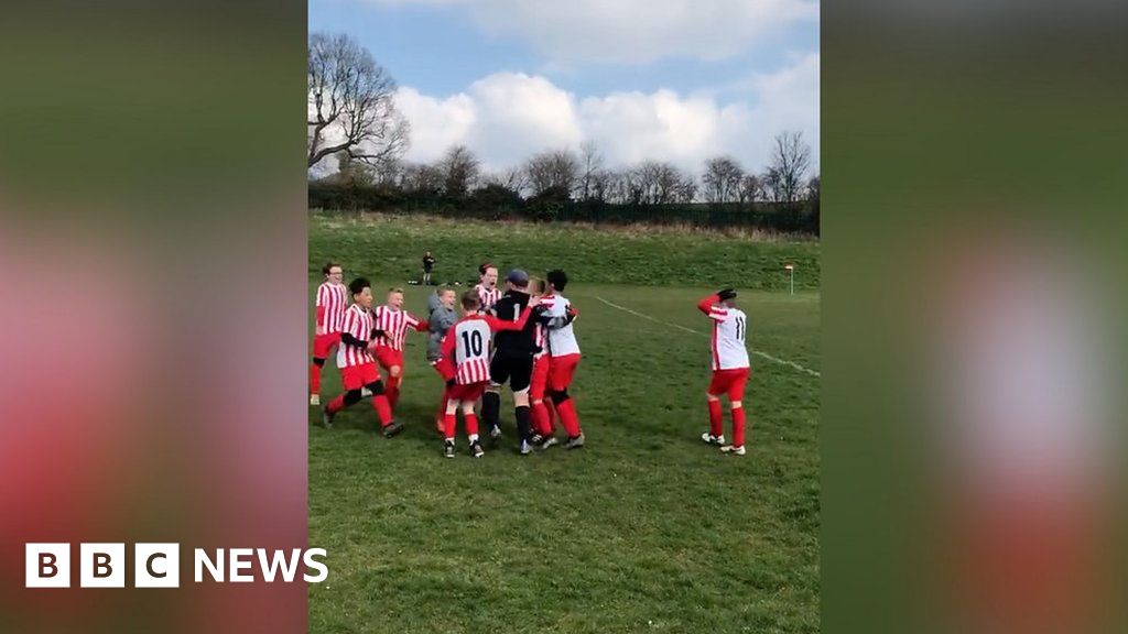 'What a goal!' Young goalkeeper scores amazing long-range winner