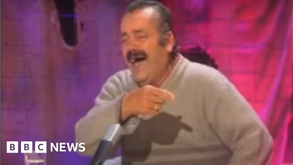 El Risitas: Man behind 'Spanish laughing guy' meme dies - BBC News