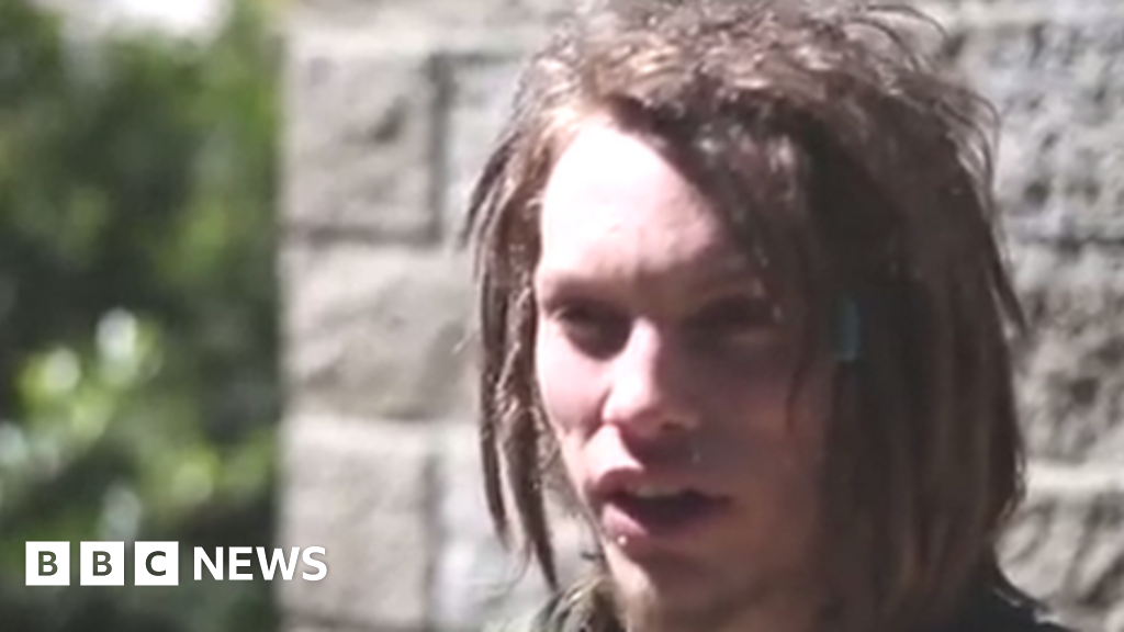 Is It Ok For White People To Have Dreadlocks Bbc News 