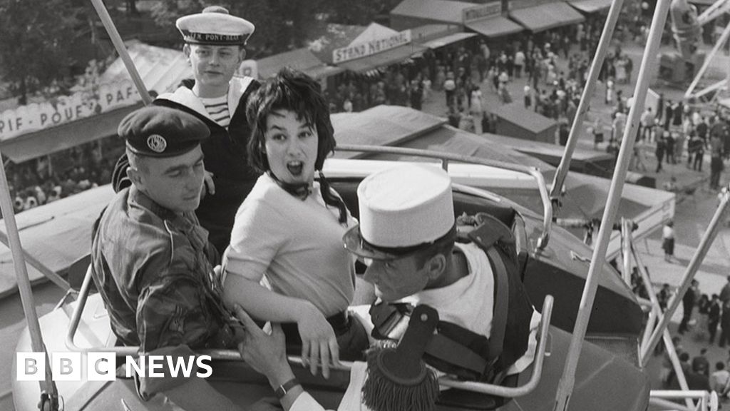 Post-War Paris through the eyes of photojournalist Paul Almasy