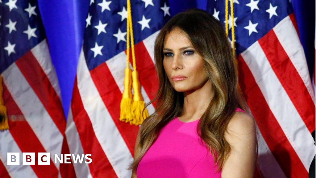 Melania Trump Sues Daily Mail And Us Blogger For 150m Over Sex Worker 6727