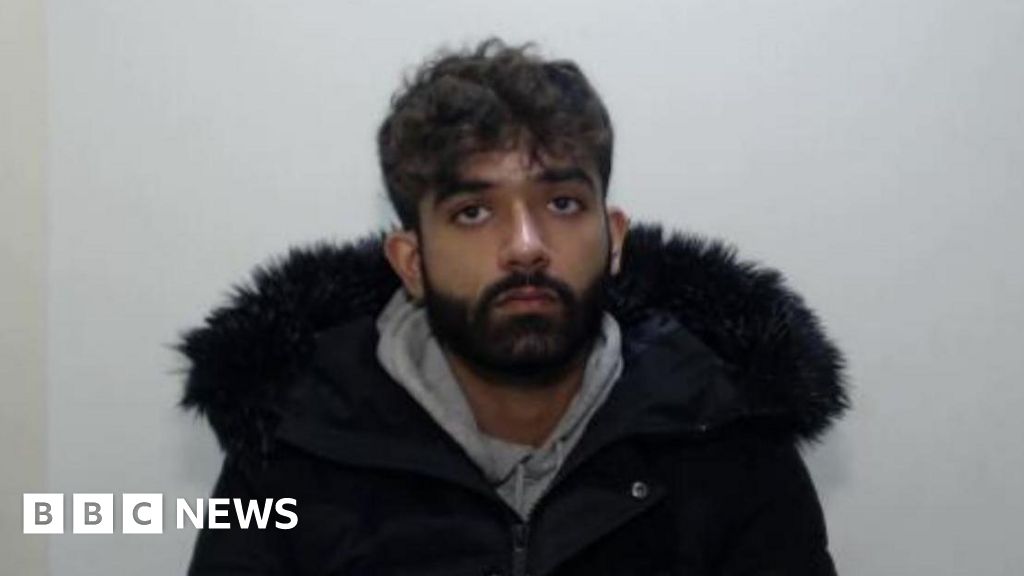 GCHQ intern who took secret data home jailed