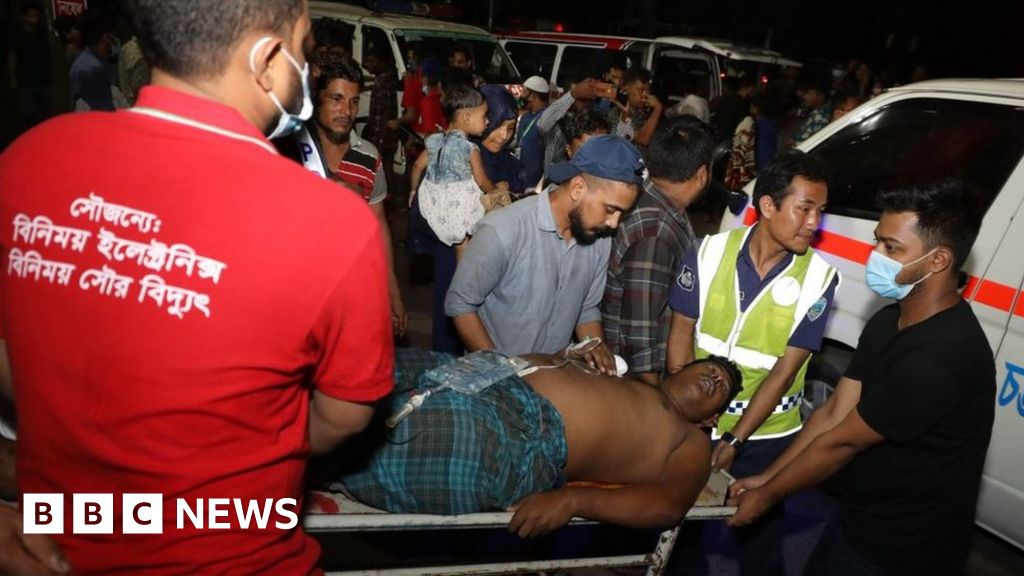 Bangladesh: Five killed, scores injured in depot blast