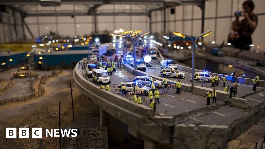 Miniature 'post-riot' art at Coventry University campus - BBC News