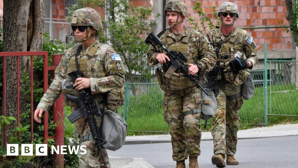 Kosovo: Nato ready to send more troops after unrest