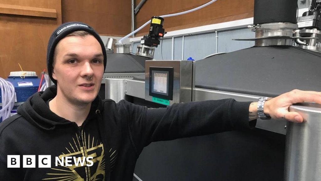 New rum distillery operating on Orkney's Lamb Holm island BBC News