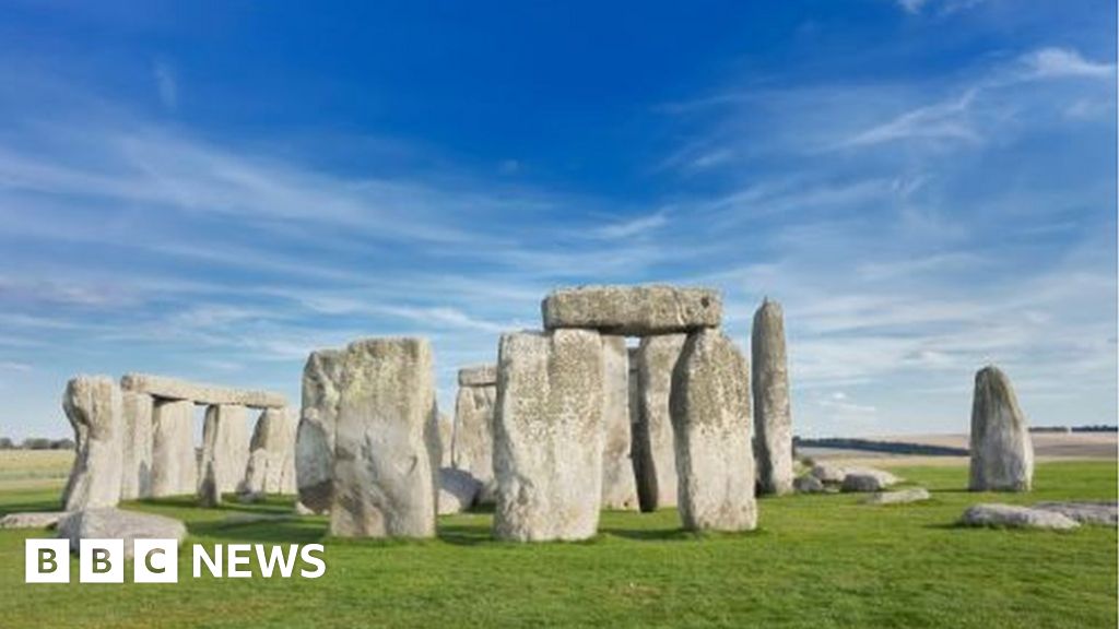 Stonehenge source quarries identified in Pembrokeshire - BBC News