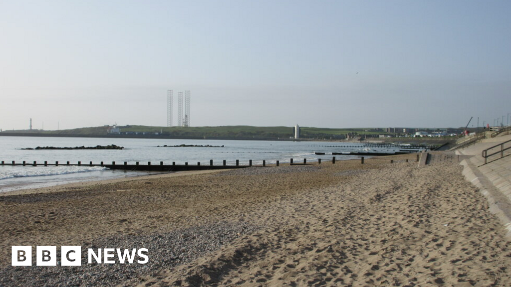 Sewage, Water Advisories Hit US, UK Beaches