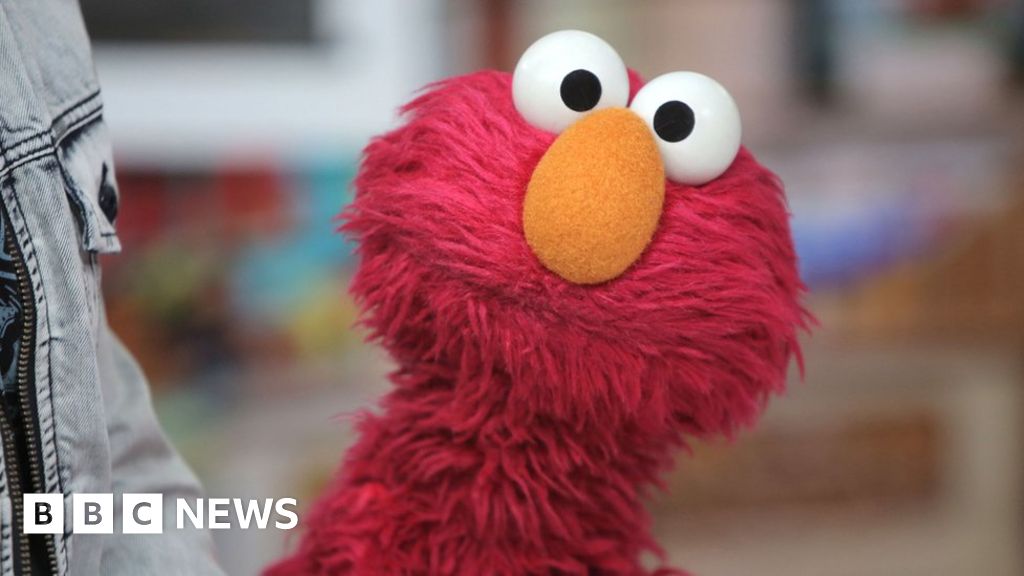 Elmo responds to outpouring of angst on social media