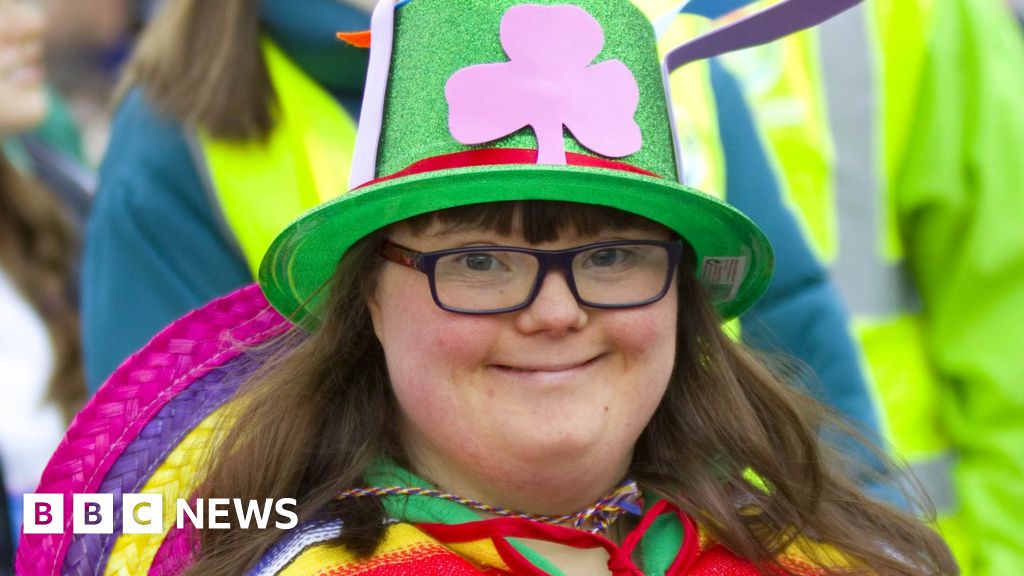 St Patrick's Day: Thousands gather for events in NI – NewsEverything Northern Ireland
