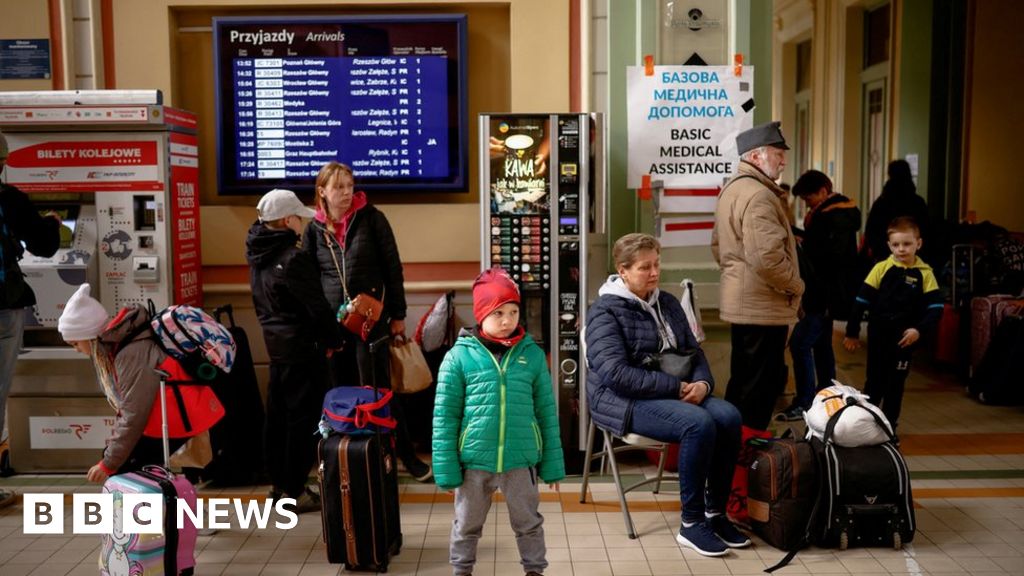 Ukraine refugees Wales asks for more to open their homes