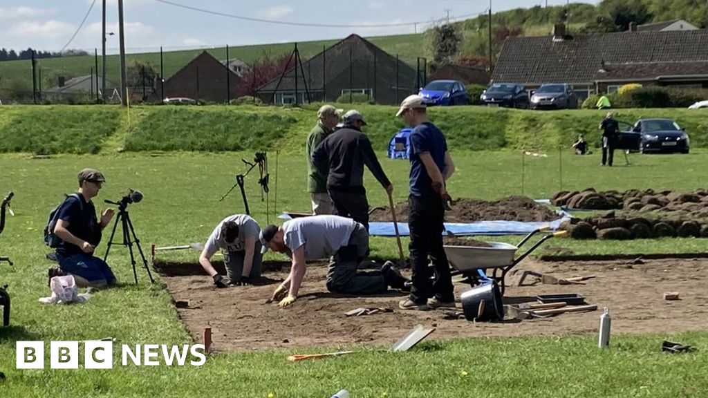 Time Team and Operation Nightingale reunite for 'Band of Brothers' dig in  Wiltshire – Conservative Post