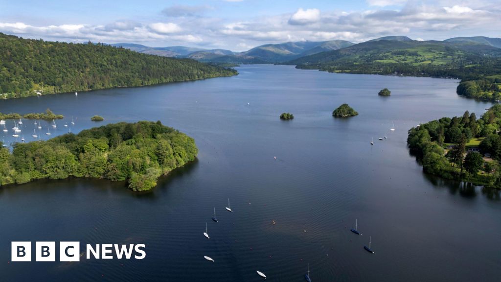 Harmful bacteria highest in summer in Windermere