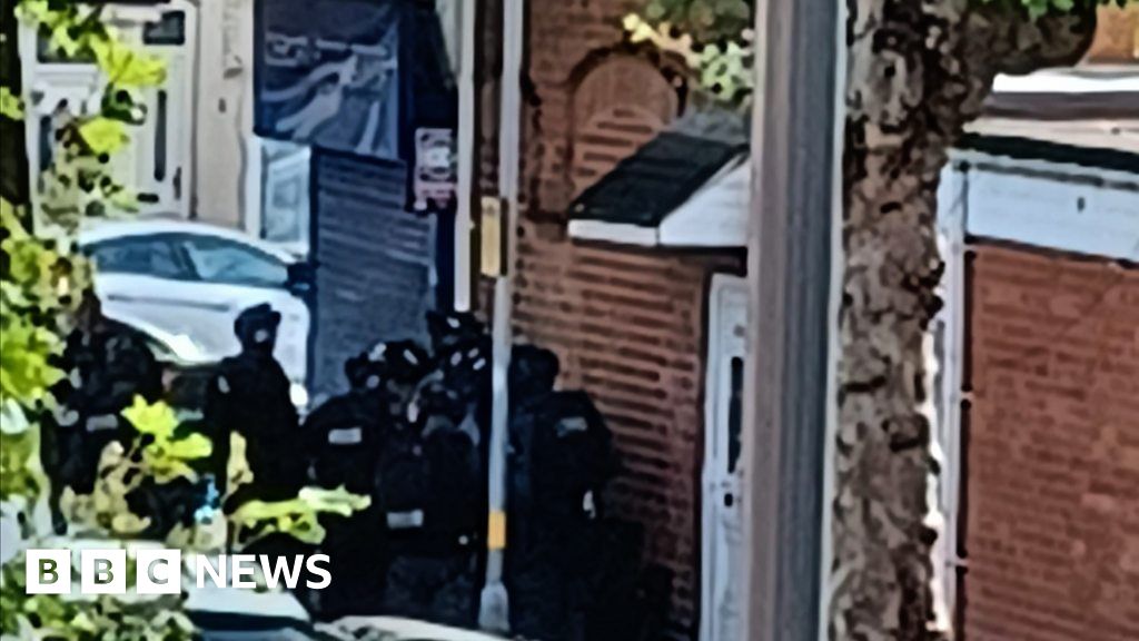 Armed Police At Birmingham House With Man Barricaded Inside - BBC News