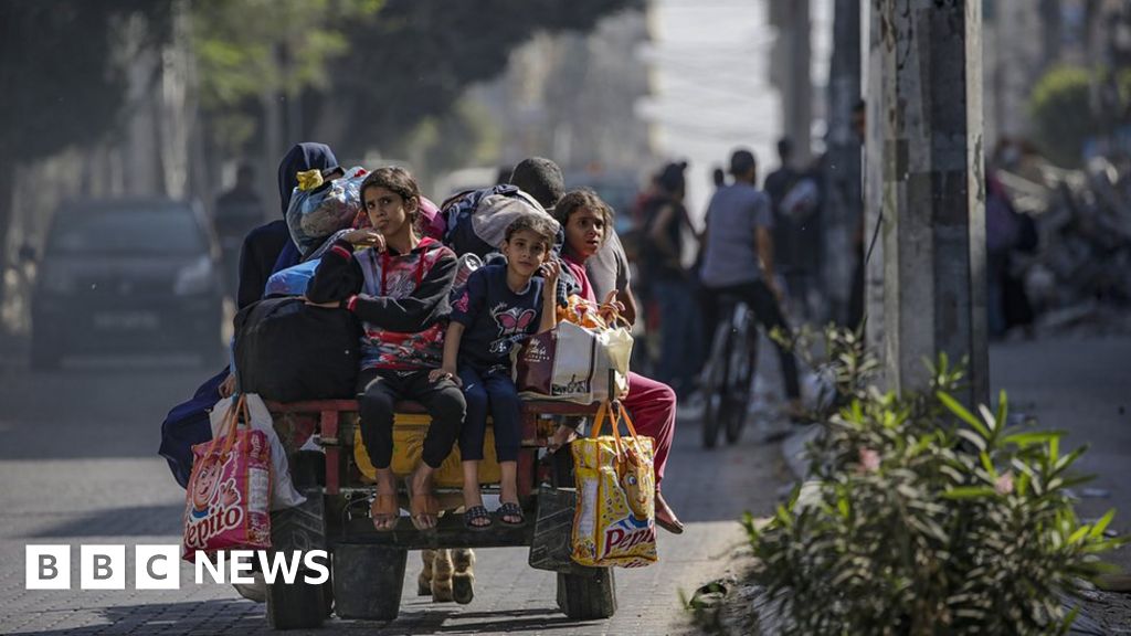 Gaza: Welsh Parliament calls for ceasefire