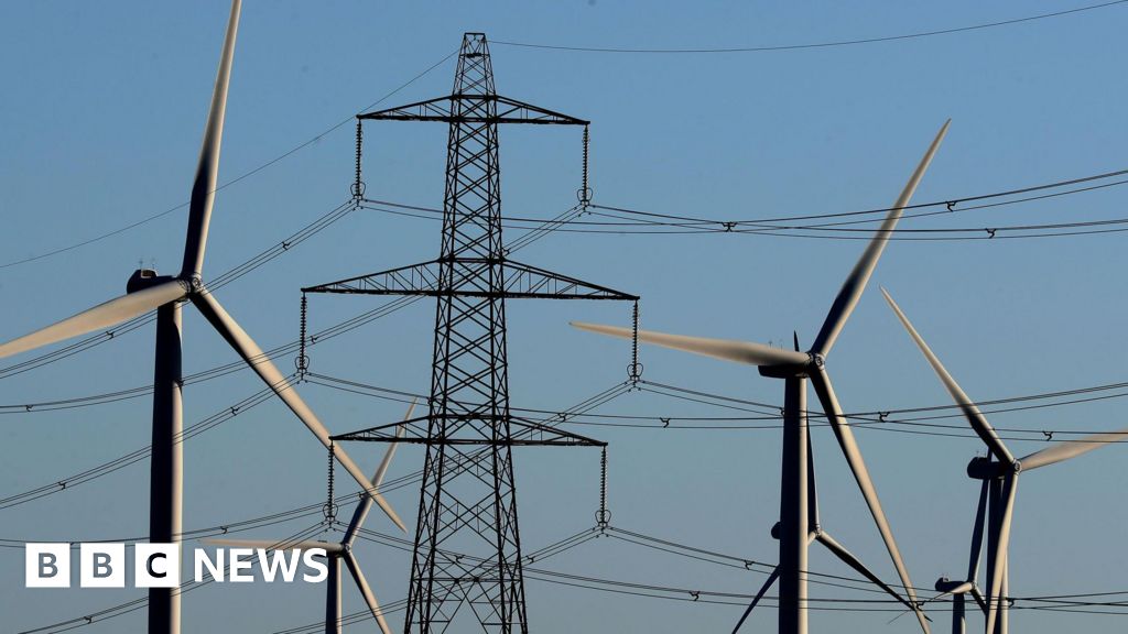 New pylons plan to power Derbyshire homes - BBC News