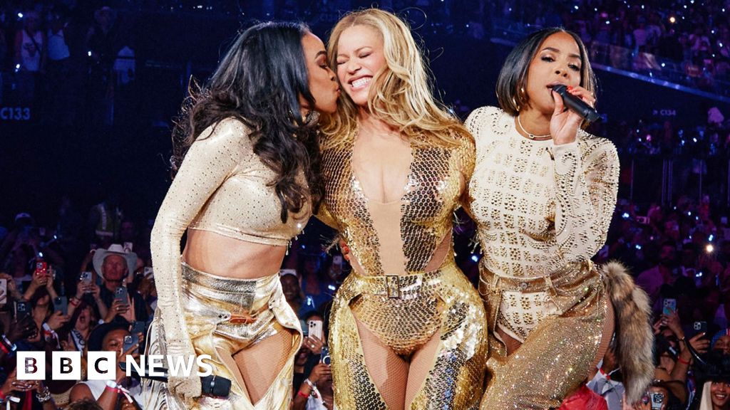 Beyoncé reunites Destiny's Child at final Cowboy Carter show
