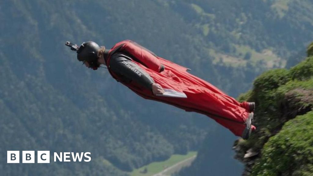 Scottish wingsuit flyer dies during Swiss Alps jump