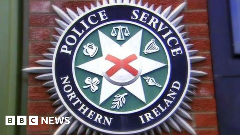 Belfast: Police at scene of shooting thumbnail