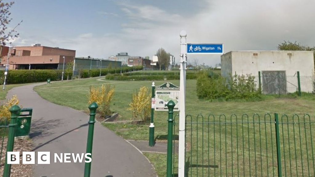 South Wigston Police appeal after elderly man seen with head injury