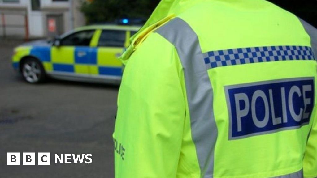 two-17-year-olds-arrested-after-man-stabbed-multiple-times-in-swindon